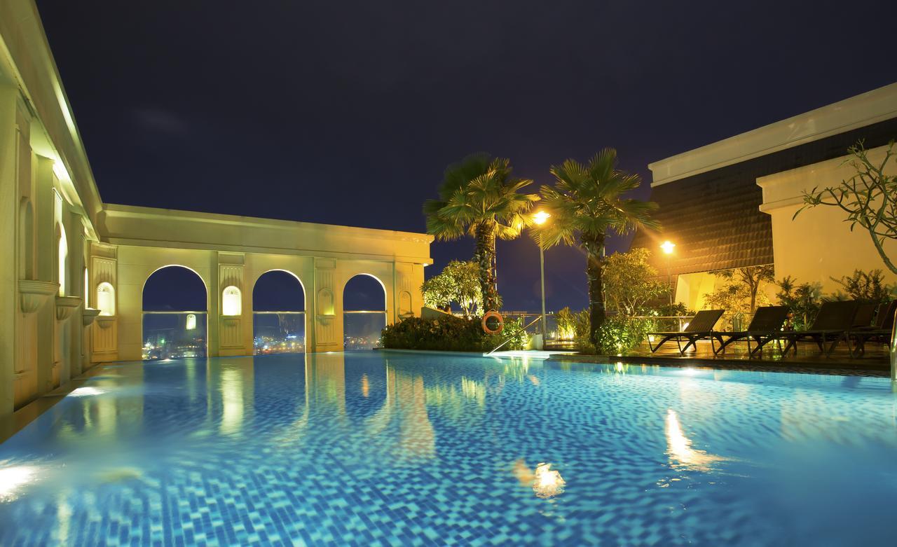 Ami Splendid Rooftop Pool 호치민 외부 사진