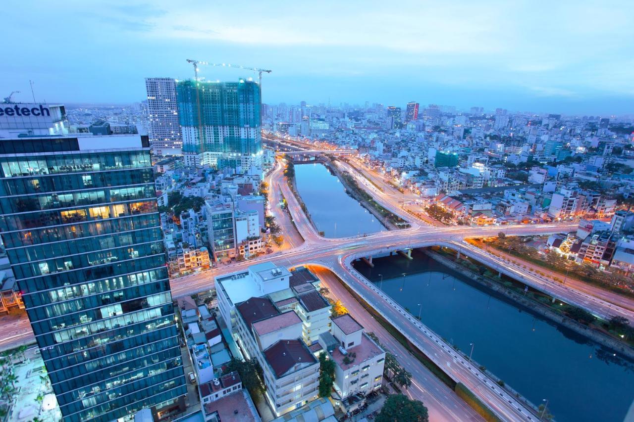Ami Splendid Rooftop Pool 호치민 외부 사진